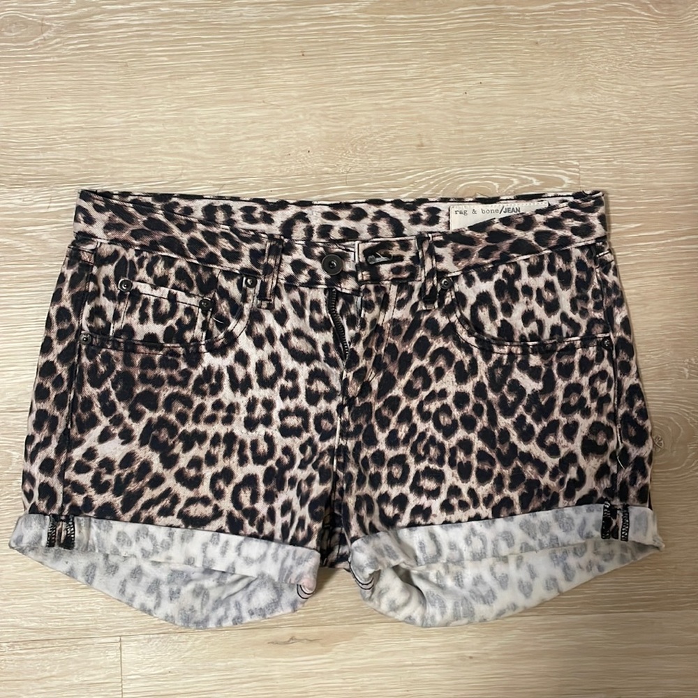 Rag and Bone Leopard Print shorts - size 26